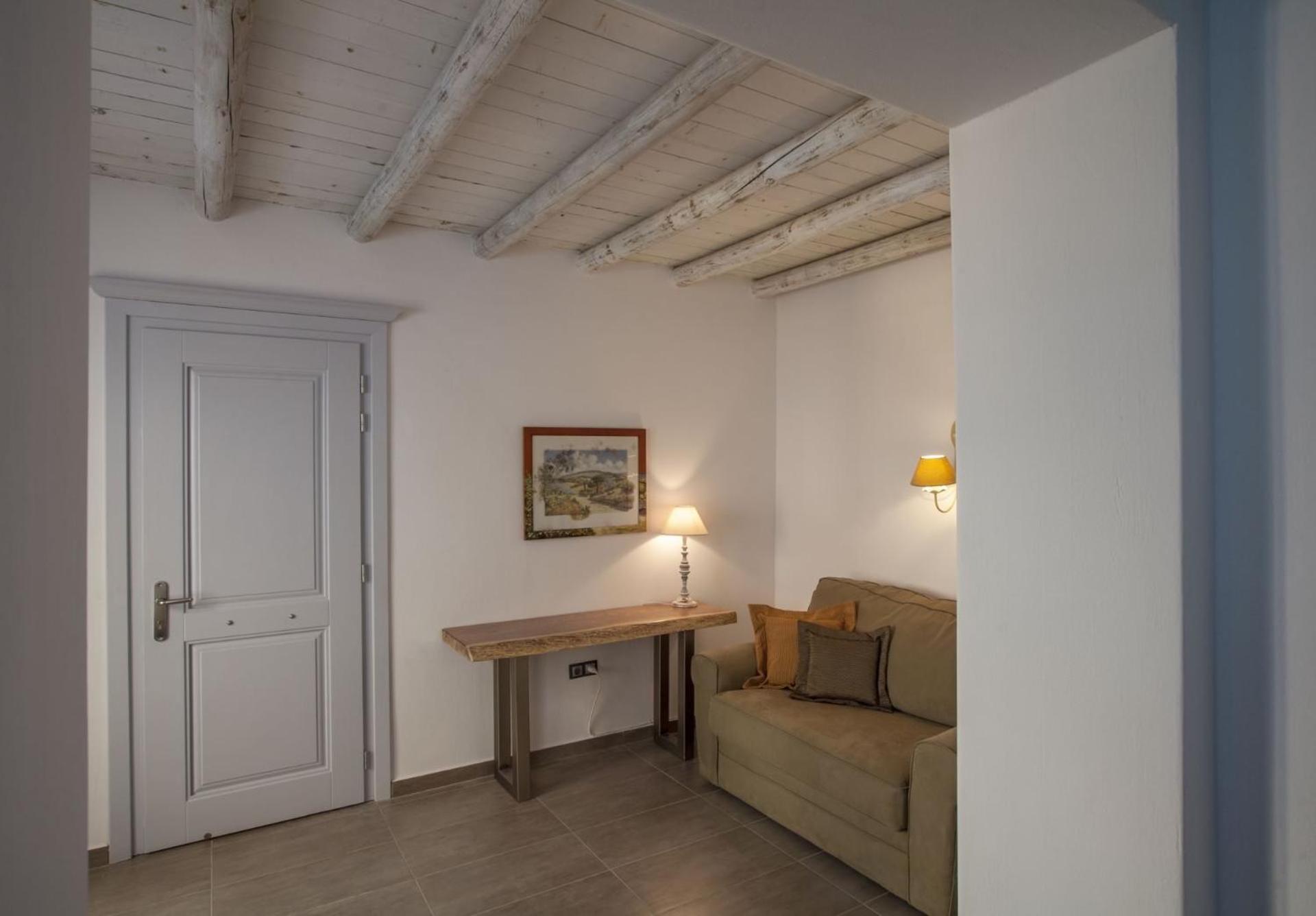 Miland Suites Adamantas  Esterno foto