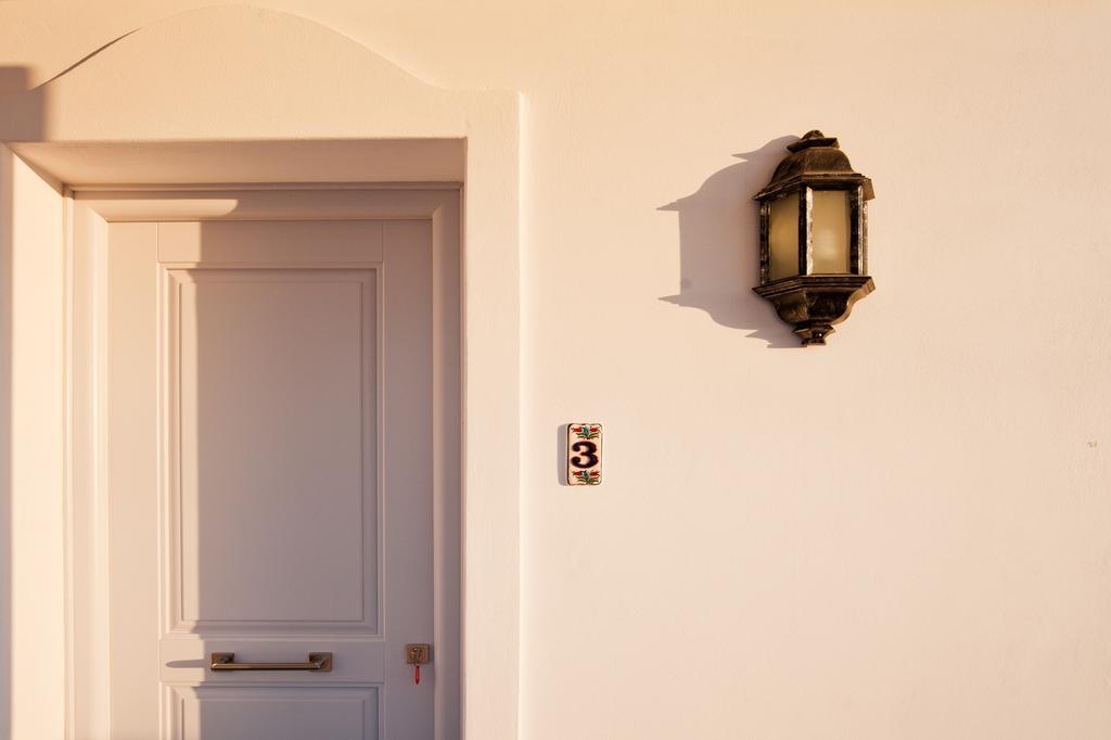 Miland Suites Adamantas  Esterno foto