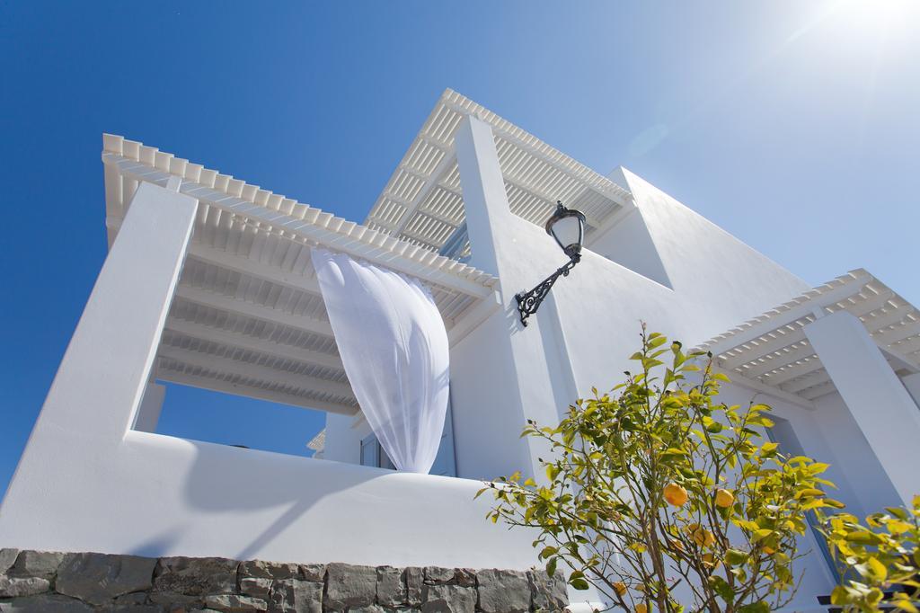 Miland Suites Adamantas  Esterno foto