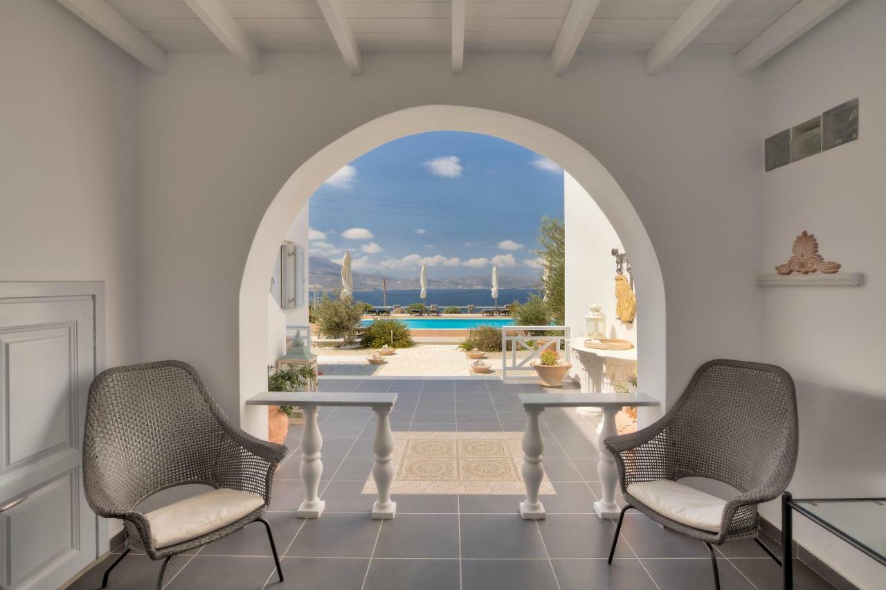 Miland Suites Adamantas  Esterno foto