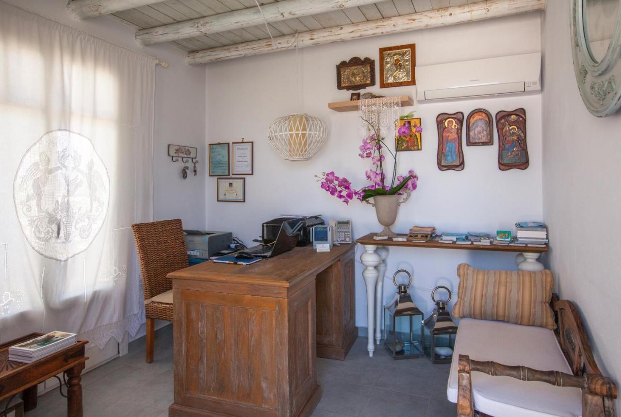 Miland Suites Adamantas  Esterno foto